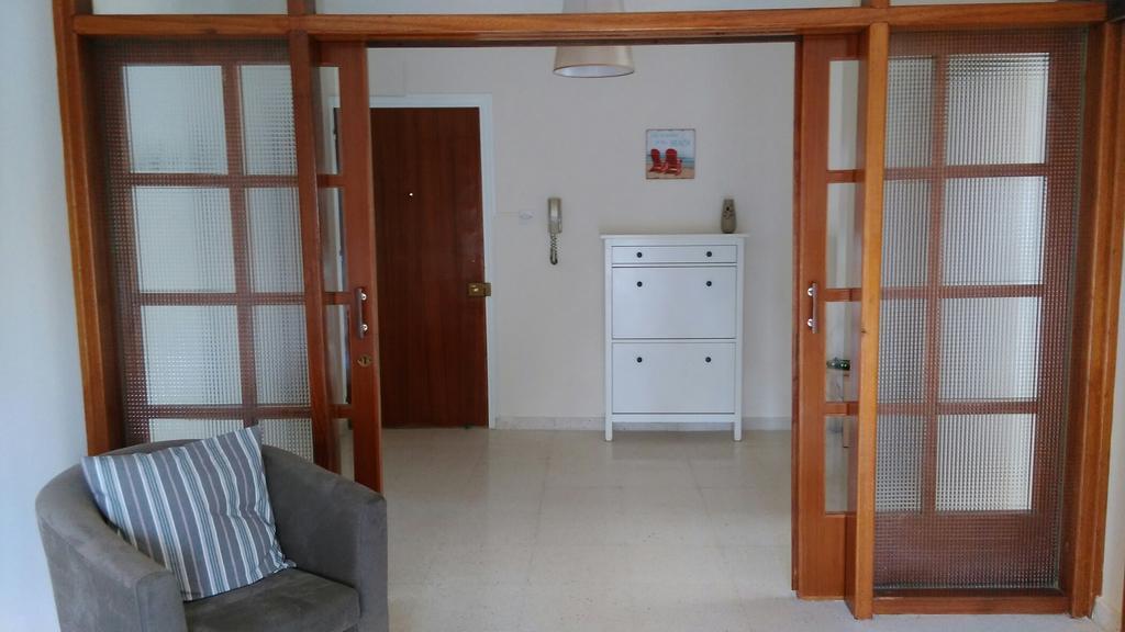 Modern City Center Apt Larnaca Exterior foto